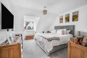 Bedroom- click for photo gallery
